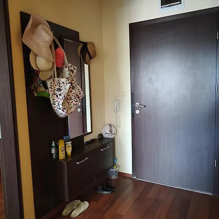 Golden Sands Апартаменты
