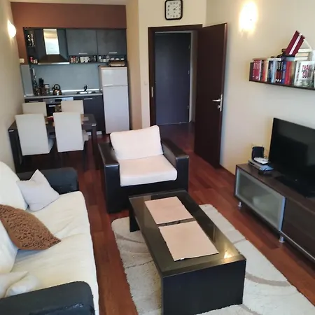 Golden Sands Апартаменты *